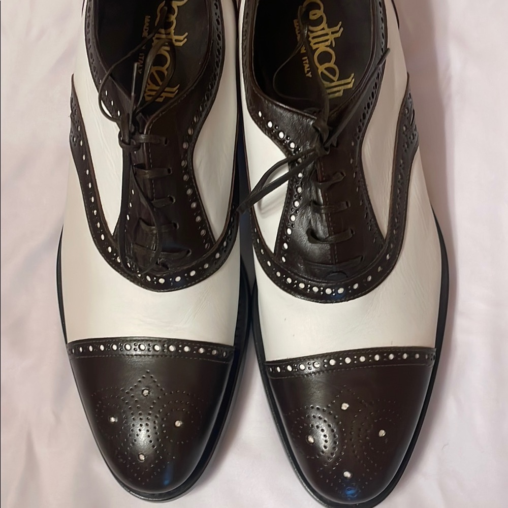 Botticelli Italian Leather Two-Tone Oxford Dress Shoes - Picture 10 of 15